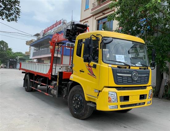 Xe Dongfeng gắn cẩu  5 tấn 6 đốt - Đời 2024